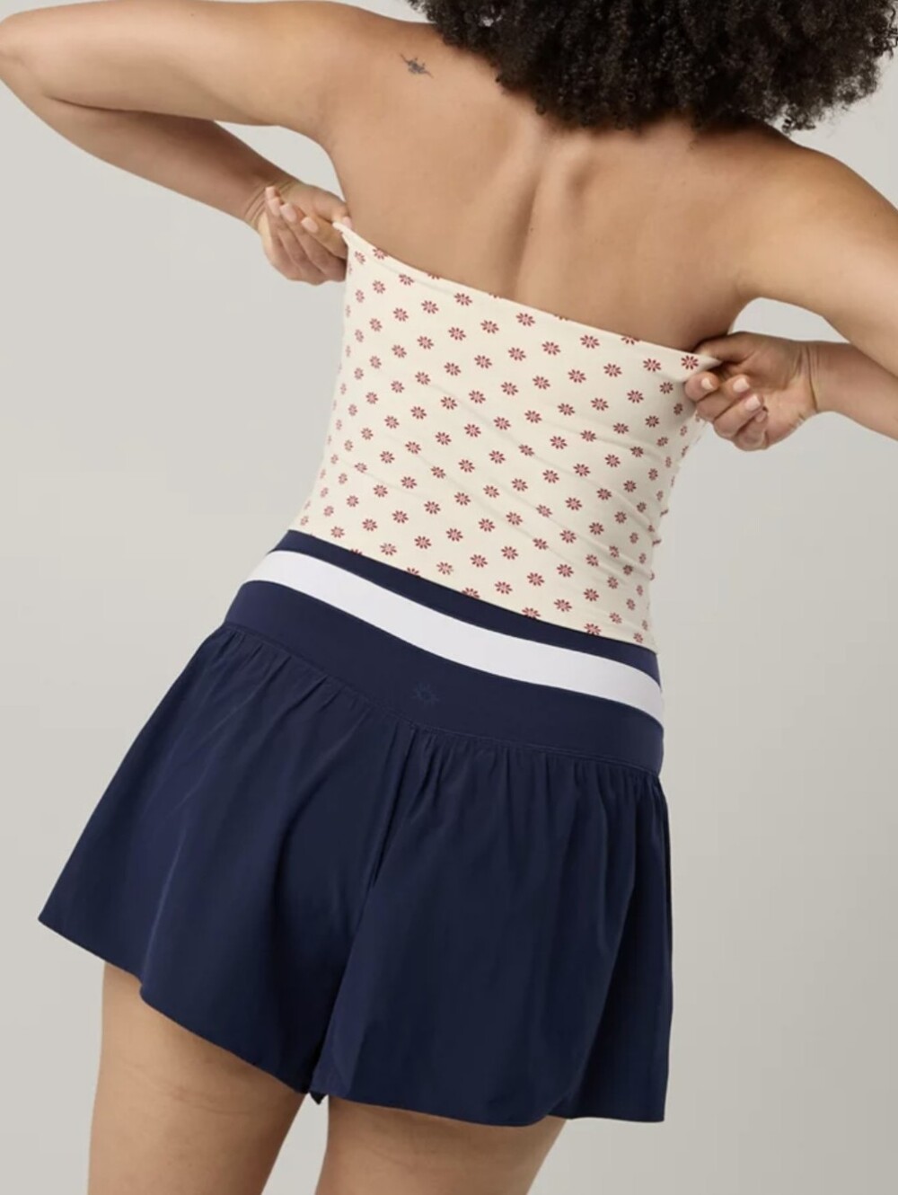 Aerie Real Me Crossover Flowy Short In Royal Navy Shorts Size XS - Picture 2 of 6